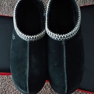 UGG Men's Black Slip-On Loafers